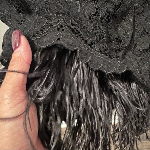 Nicole Miller Black Lace Feather Trim V-Neck Sleeveless Mini Flapper Dress Sz 8 - Picture 9 of 11